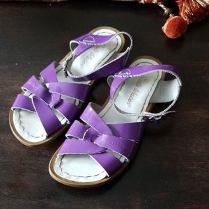 Saltwater sandals